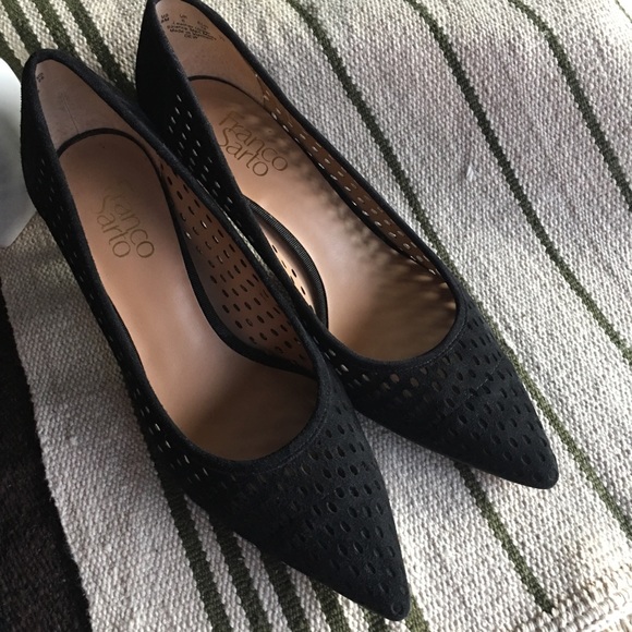 Shoes - Franco Sarto like new size 8 genuine suede heels